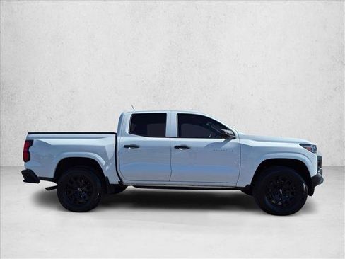 Used 2023 Chevrolet Colorado W/T w/ Advanced Trailering Package RWD image 4