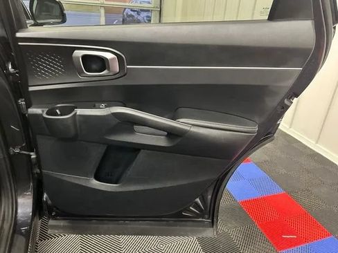 Used 2025 Kia Sorento X-Line EX AWD/4WD image 17