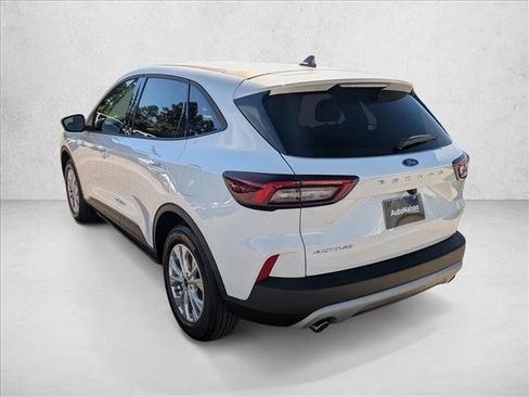 New 2026 Ford Escape Active image 8