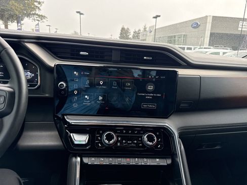 Used 2023 GMC Sierra 1500 Denali w/ Denali Reserve Package image 23