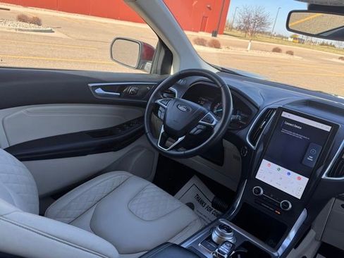 Used 2024 Ford Edge Titanium AWD/4WD image 17