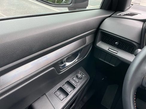 Used 2026 Honda CR-V Sport image 21