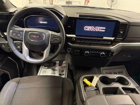 Certified 2024 GMC Sierra 1500 SLE image 18