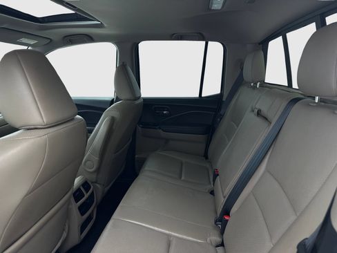 Used 2019 Honda Ridgeline RTL-T image 36