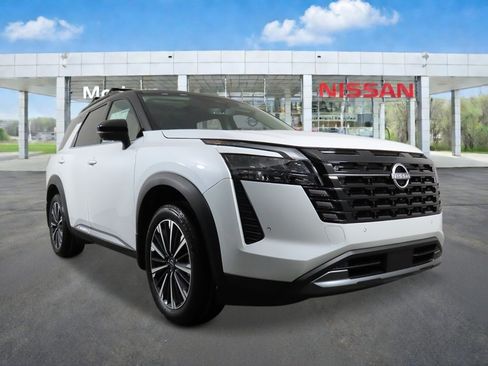 New 2026 Nissan Pathfinder Platinum AWD/4WD image 7