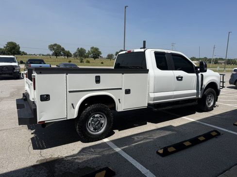 Used 2023 Ford F250 XL w/ XL Driver Assist Package AWD/4WD image 2