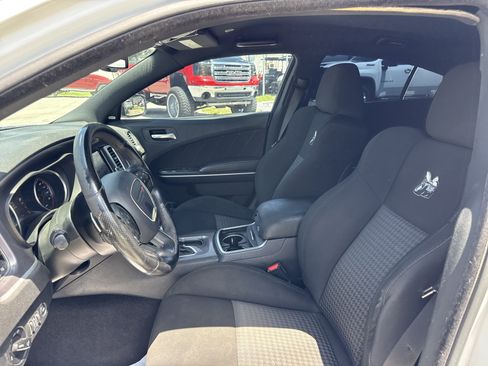 Used 2020 Dodge Charger Scat Pack RWD image 9