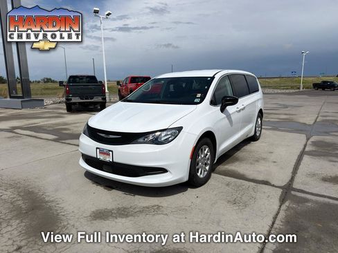 Used 2024 Chrysler Voyager LX FWD image 1