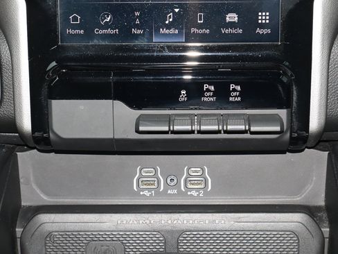 Used 2025 RAM 1500 Big Horn image 25