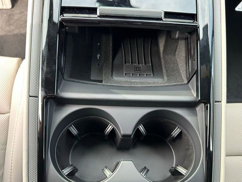 Used 2026 Porsche Panamera 4 image 24