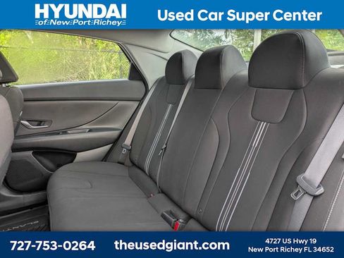Certified 2024 Hyundai Elantra SEL FWD image 13