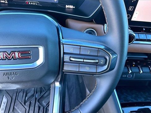 Used 2024 GMC Canyon AT4 w/ Technology Package image 16