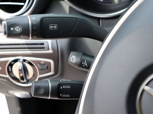 Certified 2017 Mercedes-Benz C 300 4MATIC Sedan image 31