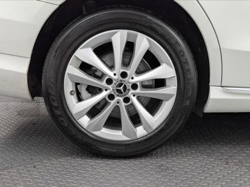 Used 2019 Mercedes-Benz C 300 4MATIC Sedan image 35