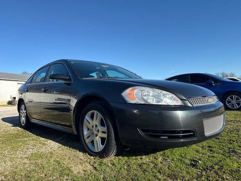Used 2015 Chevrolet Impala LT w/ LT Sunroof Package FWD image 2