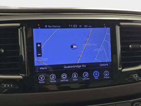 Used 2017 Chrysler Pacifica Touring w/ Tire & Wheel Group FWD image 26