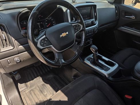 Used 2022 Chevrolet Colorado LT w/ Fleet Safety Package RWD image 29