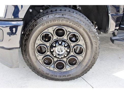 Used 2024 Ford F250 Lariat w/ Black Appearance Package AWD/4WD image 28