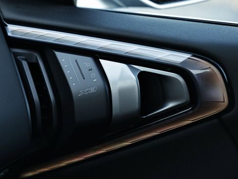 Used 2026 BMW X3 xDrive30 w/ Premium Package image 39