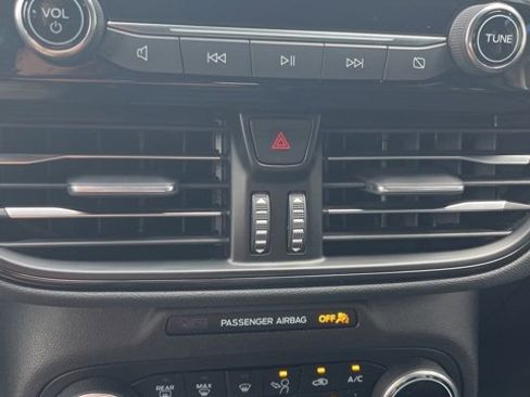 Used 2024 Ford Escape ST-Line image 17