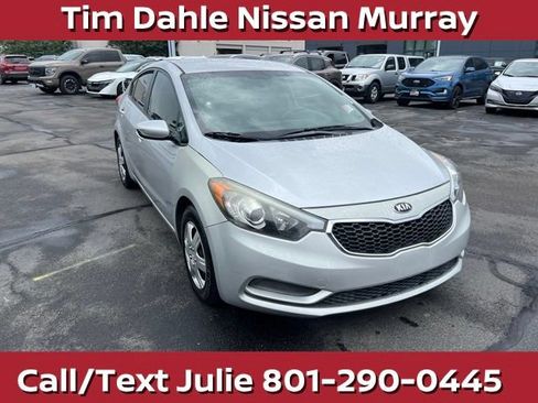 Used 2016 Kia Forte LX w/ LX Popular Package FWD image 3