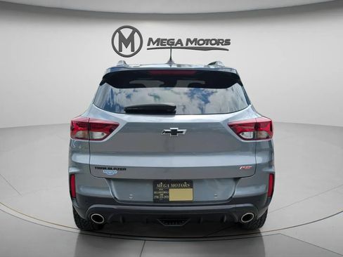 Used 2021 Chevrolet TrailBlazer RS w/ Technology Package FWD image 6