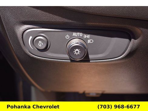 Used 2023 Chevrolet Equinox LT AWD/4WD image 21