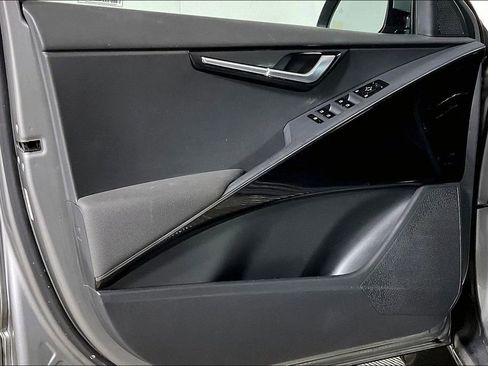 Used 2024 Kia Niro Wind FWD image 22