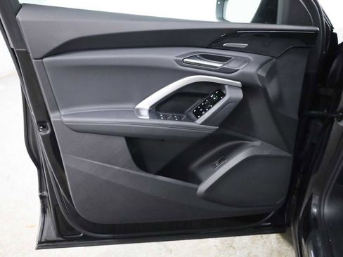 Certified 2025 Audi Q5 Premium Plus w/ Premium Plus image 16