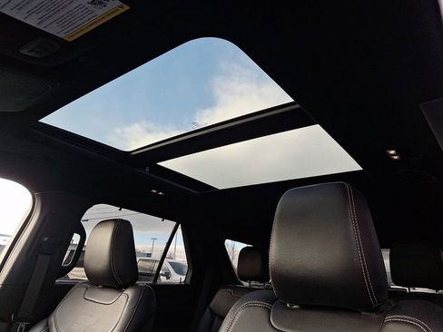 Used 2020 Ford Explorer ST w/ Premium Technology Package image 14