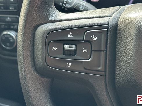 Used 2025 Chevrolet Silverado 1500 Custom image 27