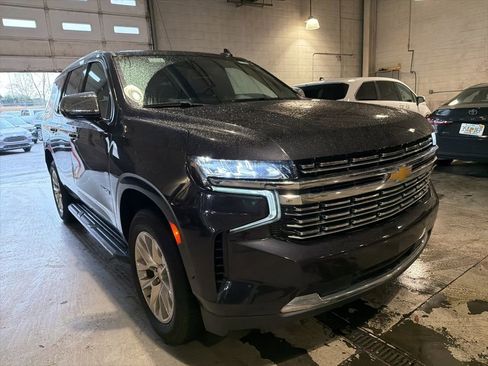 Used 2024 Chevrolet Tahoe Premier image 3