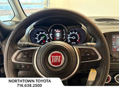 Used 2018 FIAT 500L Trekking w/ Urbana Appearance Package image 6