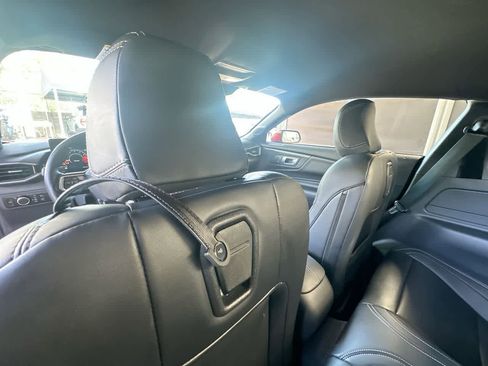 Used 2026 Ford Mustang Premium RWD image 23