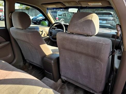 Used 2000 Toyota Camry LE FWD image 43