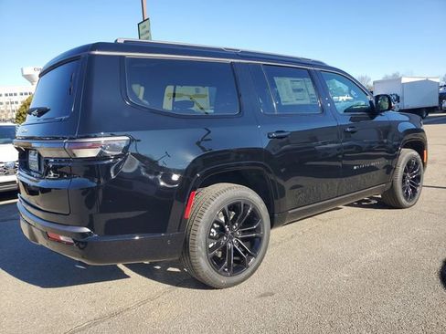 New 2026 Jeep Grand Wagoneer Summit image 6