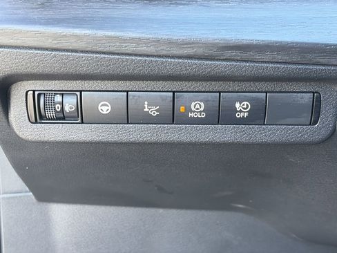 Certified 2023 Nissan Ariya AWD image 25