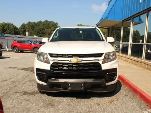 Used 2022 Chevrolet Colorado LT w/ Fleet Safety Package RWD image 2