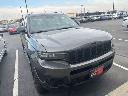 Used 2021 Jeep Grand Cherokee L Laredo AWD/4WD image 4