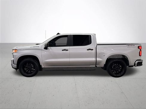 Used 2019 Chevrolet Silverado 1500 Custom w/ Custom Value Package AWD/4WD image 13