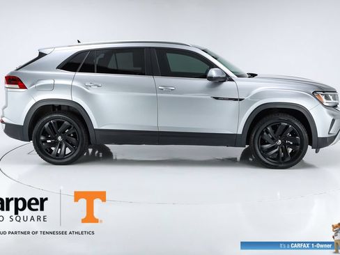 Used 2023 Volkswagen Atlas Cross Sport SE w/ Panoramic Sunroof Package FWD image 49