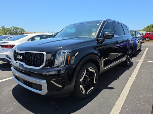 Certified 2025 Kia Telluride EX FWD image 5