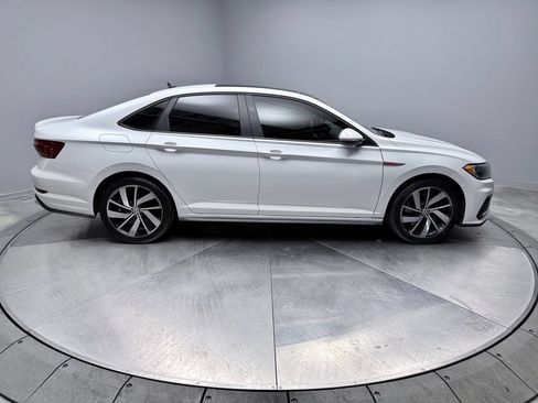 Used 2019 Volkswagen Jetta GLI Autobahn FWD image 4