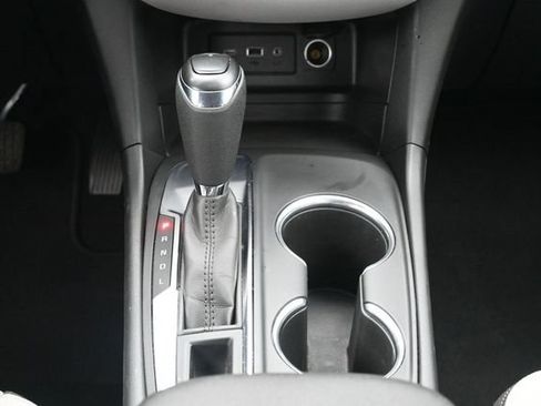 Used 2019 Chevrolet Equinox LS FWD image 21