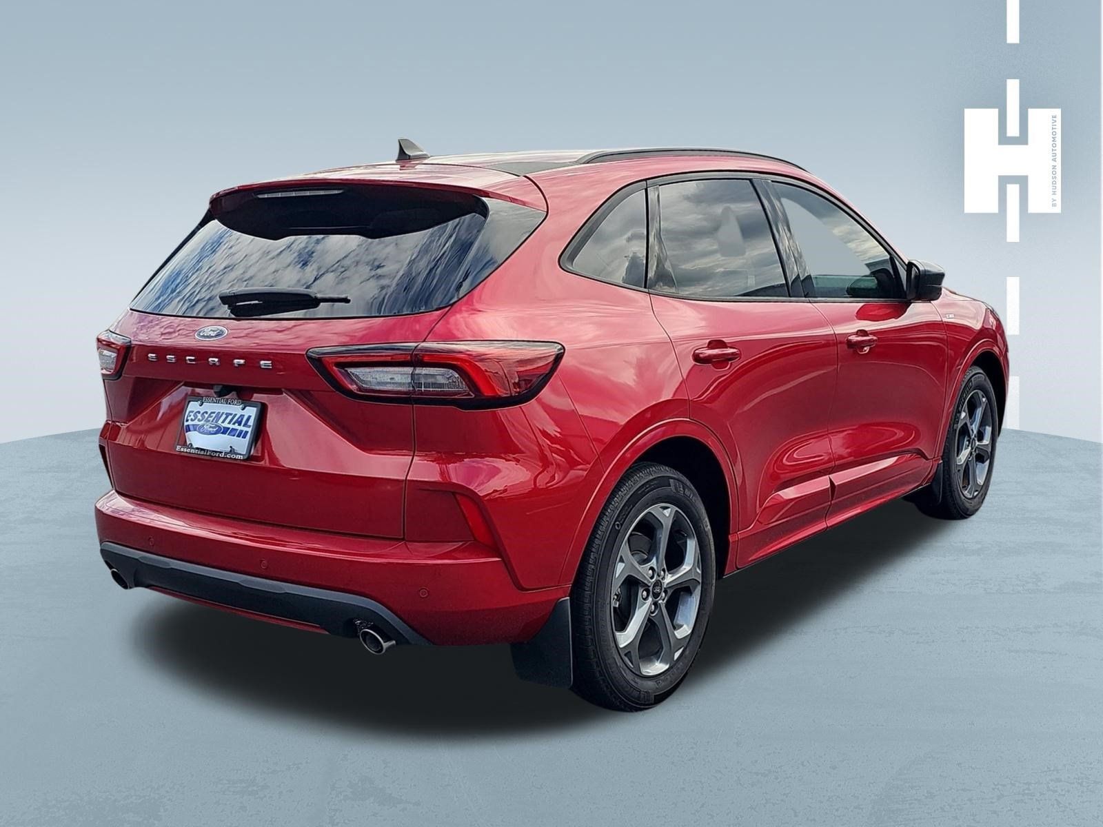 Used 2024 Ford Escape ST-Line w/ Tech Pack #1 FWD image 3