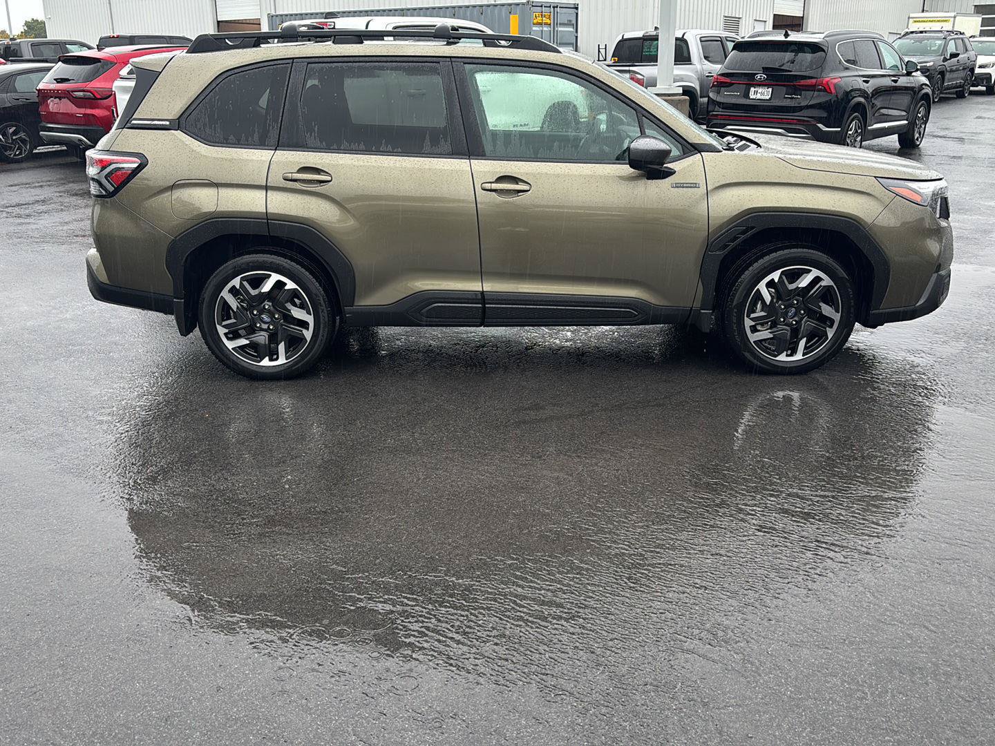 New 2025 Subaru Forester Premium w/ Protection Package (1PH) AWD/4WD image 2