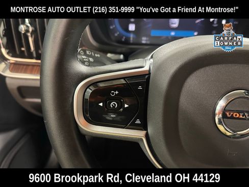 Used 2025 Volvo V60 B5 Cross Country Plus image 18