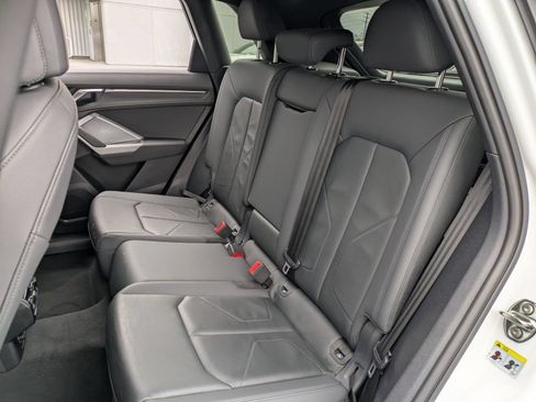Used 2022 Audi Q3 2.0T Premium AWD/4WD image 30