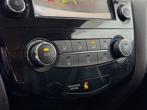 Certified 2021 Nissan Rogue Sport S image 8