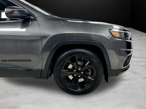 Used 2020 Jeep Cherokee Latitude Plus FWD image 35